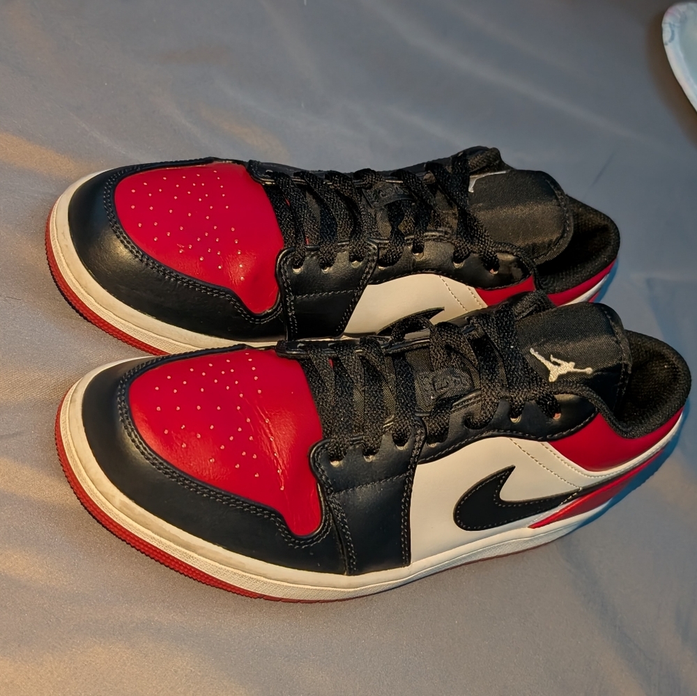 authentic Jordan 1 Low "White/Black/Varsity Red" Men's Shoe